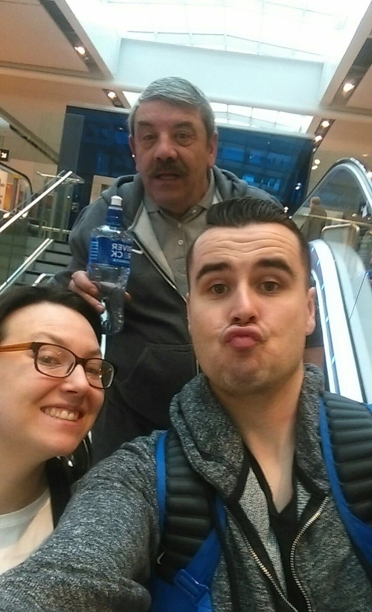 Em_Crawley's tweet photo. Big thanks to everyone @ADAREtelly were on our way to Vegas & LA #playitbyyear #piby #winners https://t.co/jpSuxFcoXW