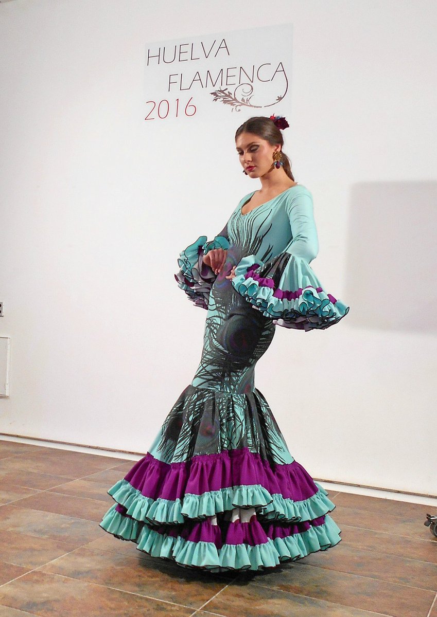 CaprichoDeRubia's tweet photo. Huelva Flamenca 2016 - Colección "Hallelujah" de @joanbolec Todos los detalles en el blog https://t.co/Wow4jCJMxN https://t.co/B17ii2tPLo