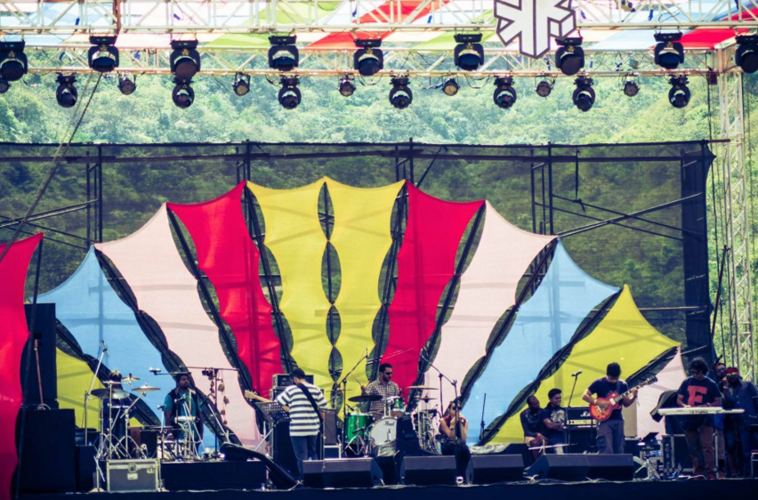 SoPune's tweet photo. Lose yourself in this manic party that's coming your way! @TheLostPartyIND https://t.co/rSAeuFyCAI https://t.co/8bEgGqWehf