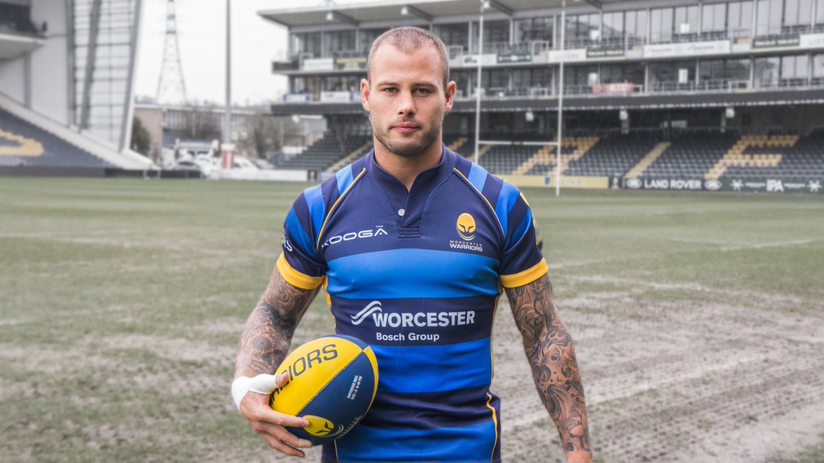 RETWEET for chance to WIN 2 TICKETS to Warriors v Sale this Saturday &amp; <a href="/Francoishougi/">Francois Hougaard</a>'s signed shirt! #WeAreWarriors