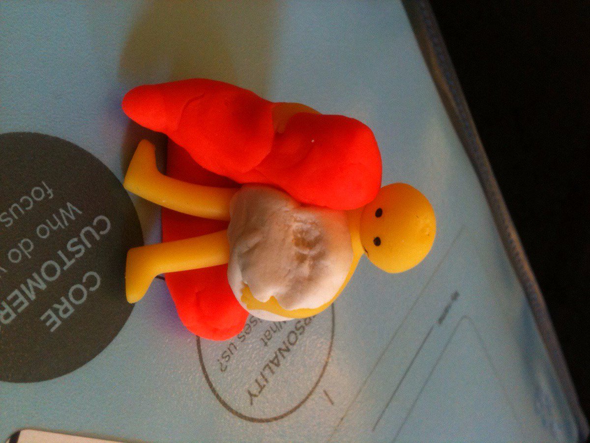 NikkiKenn's tweet photo. making playdough models #FELworkshop #growforth https://t.co/T2NGD4CsIe