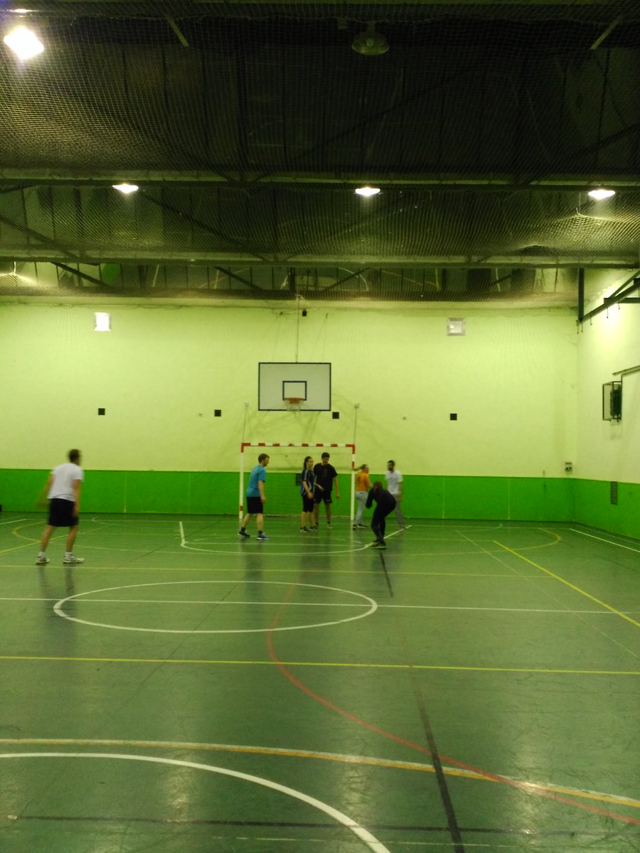 ESNVigo's tweet photo. El lunes nos fuimos junto a los #erasmus de #Ourense a hacer deporte. #THISisESN #ESNWelcomeDays #ESNVigo https://t.co/q6UkgHg9cw