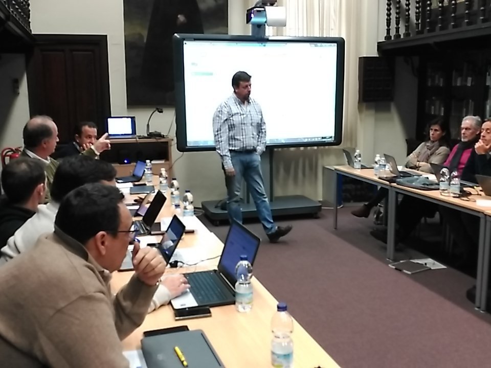 Javier González del Colegio S.Ignacio de Pamplona comparte su experiencia de Alexia con centros de <a href="/LoyolaFundacion/">Fundación Loyola</a>