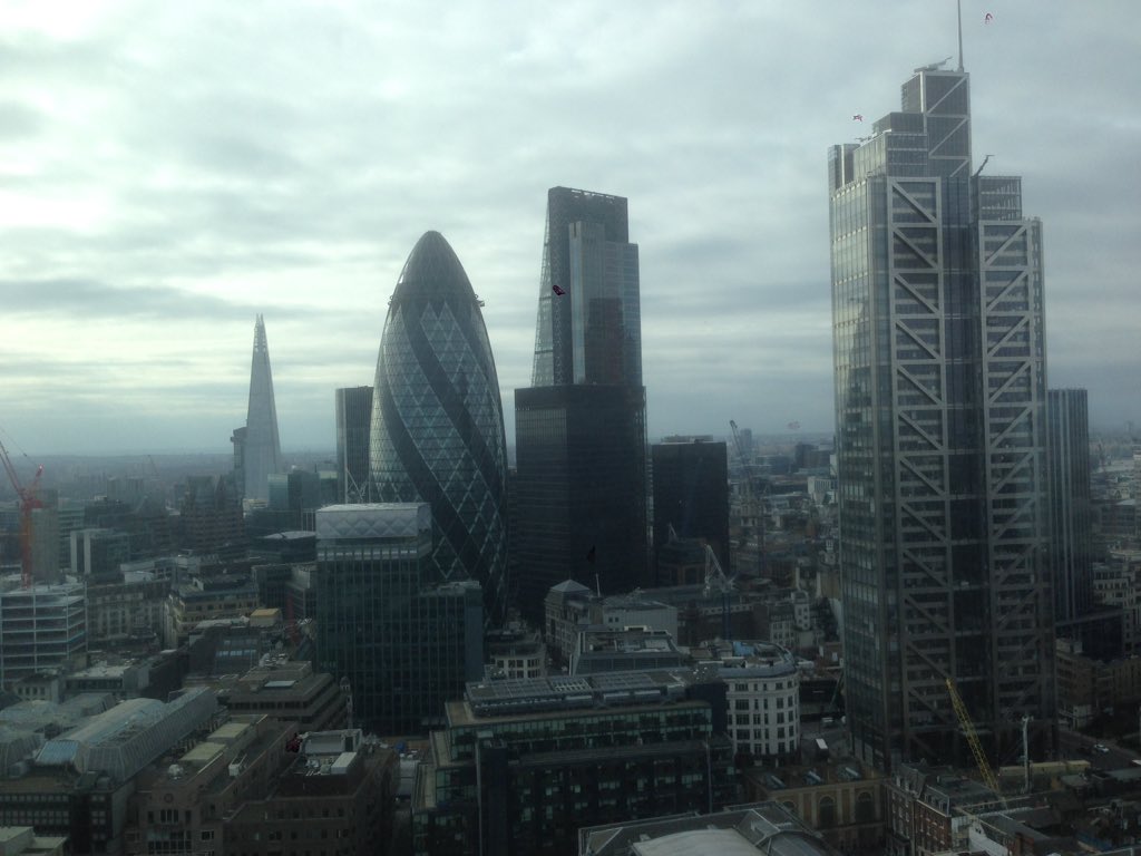 guirichard's tweet photo. @LondonCampus Waiting for our Taster Day students for lunch, what a view! #CUinlondon #covunilondon https://t.co/88JMtJ8psH