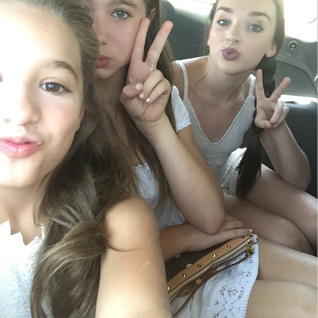 mackpak1's tweet photo. #MackPak is so much fun! I love to log on and gain points #MackPak https://t.co/CUx8ZwrNEK