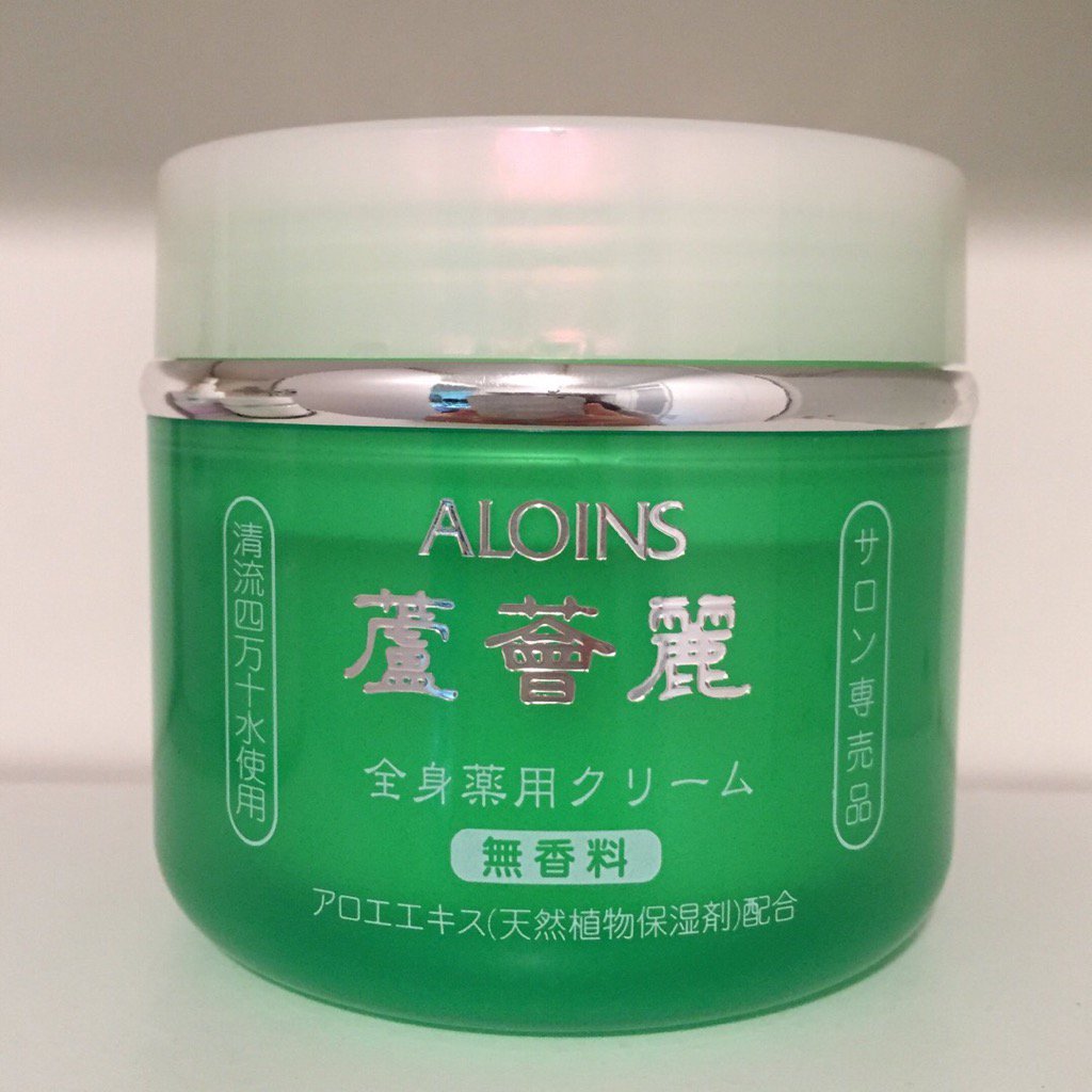 Non No Twitter これが蘆薈麗 おばあちゃんと母が昔からずっとハンドクリームとして愛用してて 2人ともシミひとつないふっくらした手だったから私も使ってる 保湿力高し T Co U2jmbny8td Non No Twitter これが蘆薈麗 おばあちゃんと母が昔からずっとハンドクリームとして愛用してて 2人ともシミひとつないふっくらした手だったから私も使ってる 保湿力高し T Co U2jmbny8td