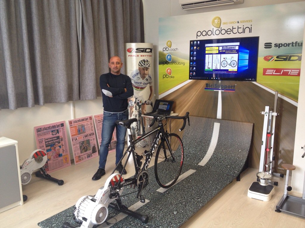 Campioni del mondo🔝🏆🚴💨<a href="/AT_Comm/">AT Communication</a> <a href="/LucaIvessa/">ⓁⓊⒸⒶ ⒾⓋⒺⓈⓈⒶ</a> oggi in visita a #cecina da <a href="/BikeCoachPB/">Paolo Bettini</a> <a href="/Paolo_Bettini/">PaoloBettini</a>