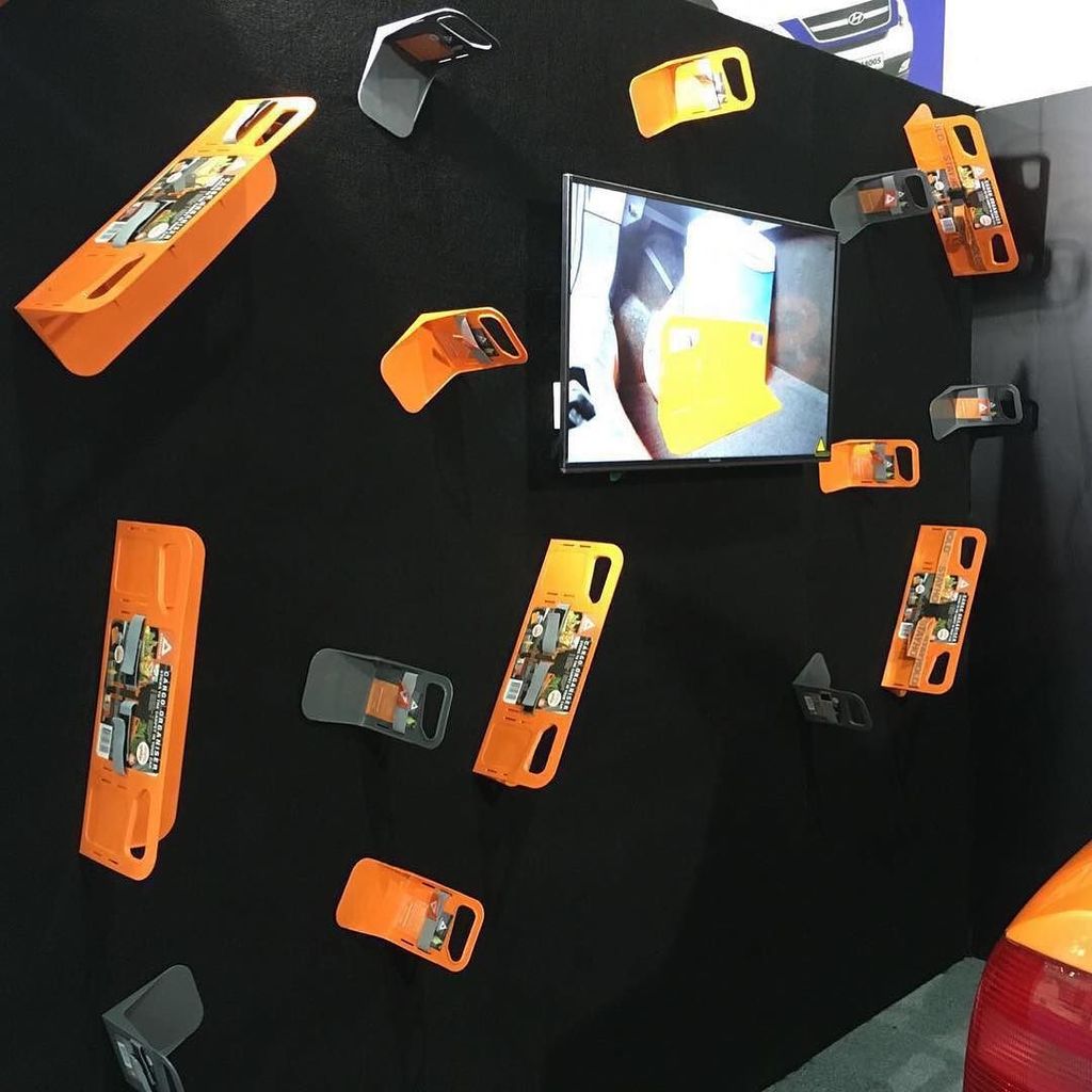 stayhold_global's tweet photo. Climbing wall anyone? 😄 #tradeshow #automechanika #stayhold #rocksolid #newproduct #cargo … https://t.co/FgK0xy7YMS https://t.co/wSIYl0Fc2A
