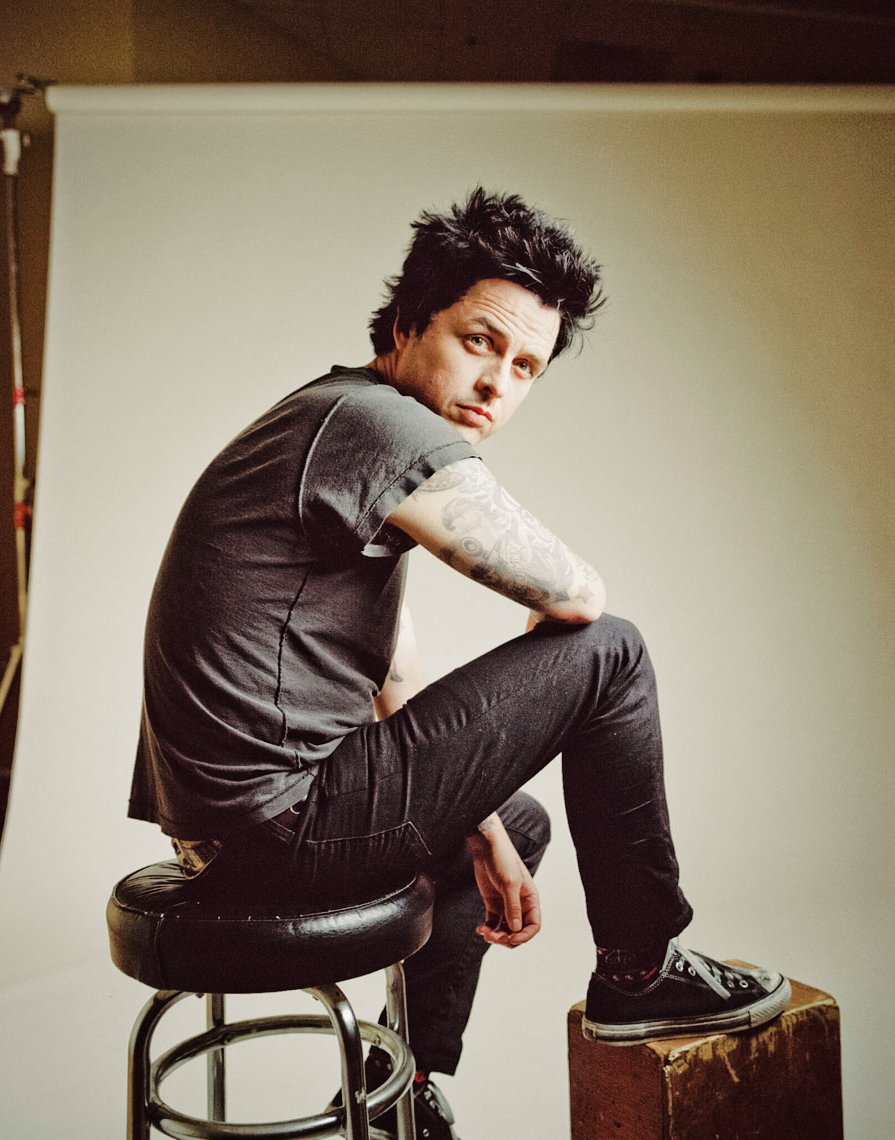 ImLisaFor's tweet image. Billie Joe Armstrong
#HappyBirthdayBillieJoeArmstrong