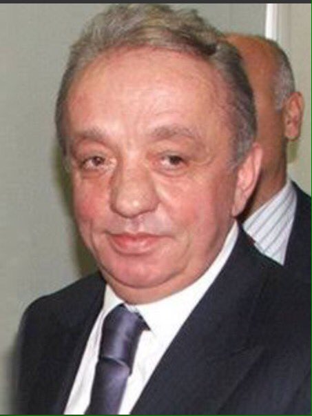 MetinUca's tweet photo. Burası hala bir hukuk devleti ve elindeki hangi güçle kuduz gibi saldırsan da Cerattepe'nin a..a koyamayacaksın✌️ https://t.co/DGELgTTSAR