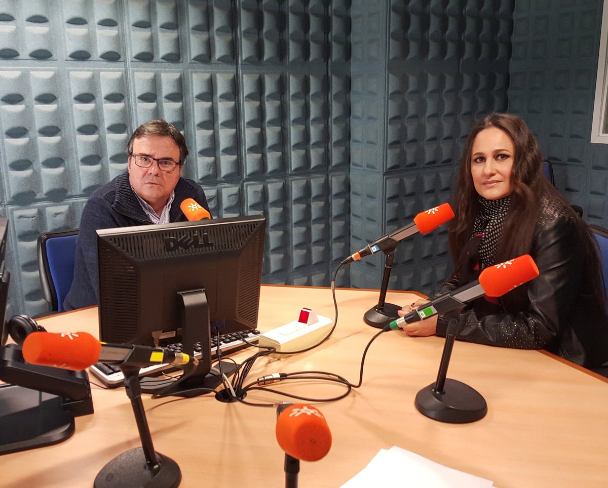 Esta tarde a las 16:00h, en @canalsurradio1 con <a href="/MCurao/">Manuel Curao</a>, presentamos el CD #Empeñada