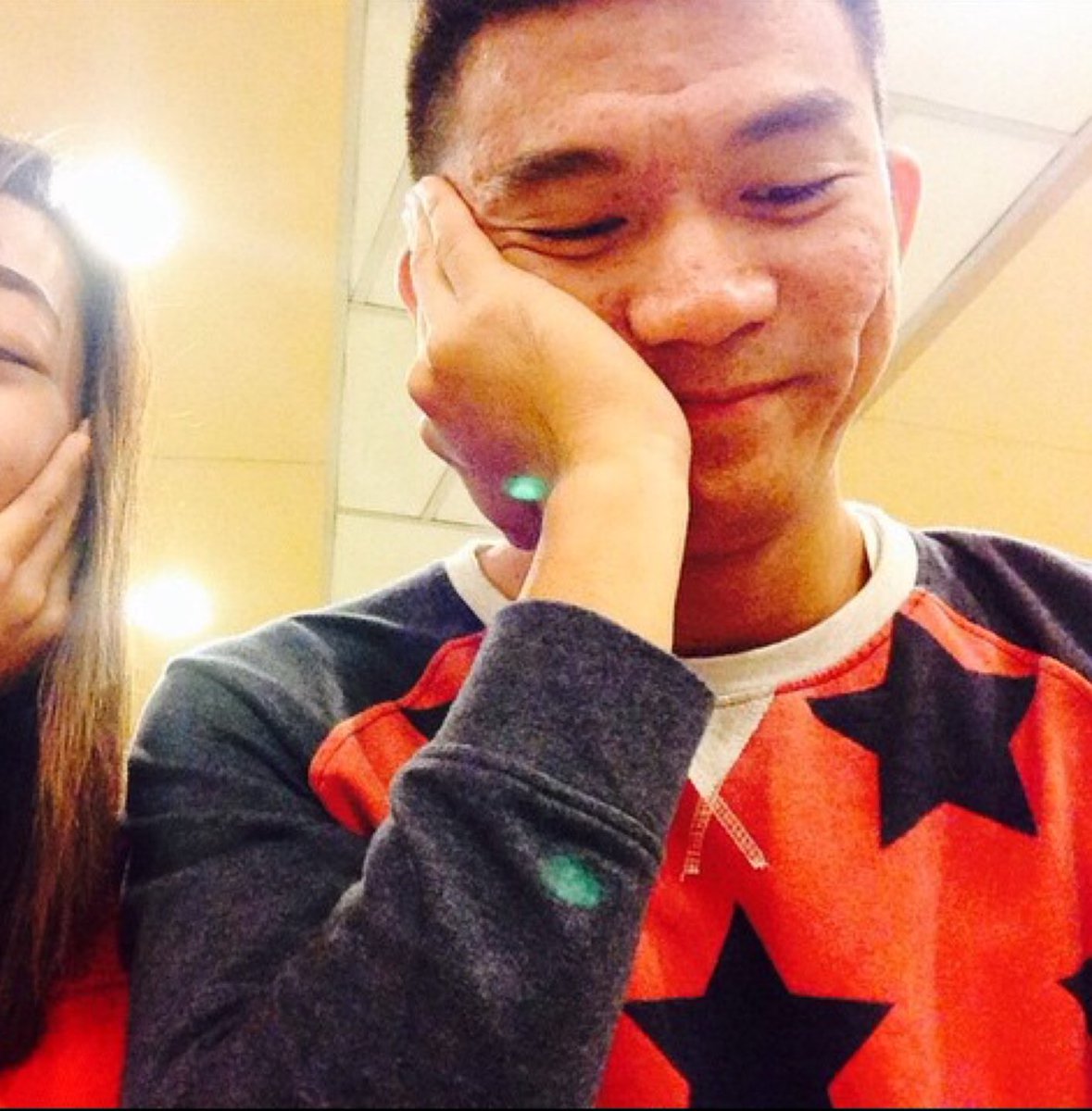 leeroytayag's tweet photo. I miss how we are before #MissingThoseSmiles https://t.co/xHG2Q4yVvm