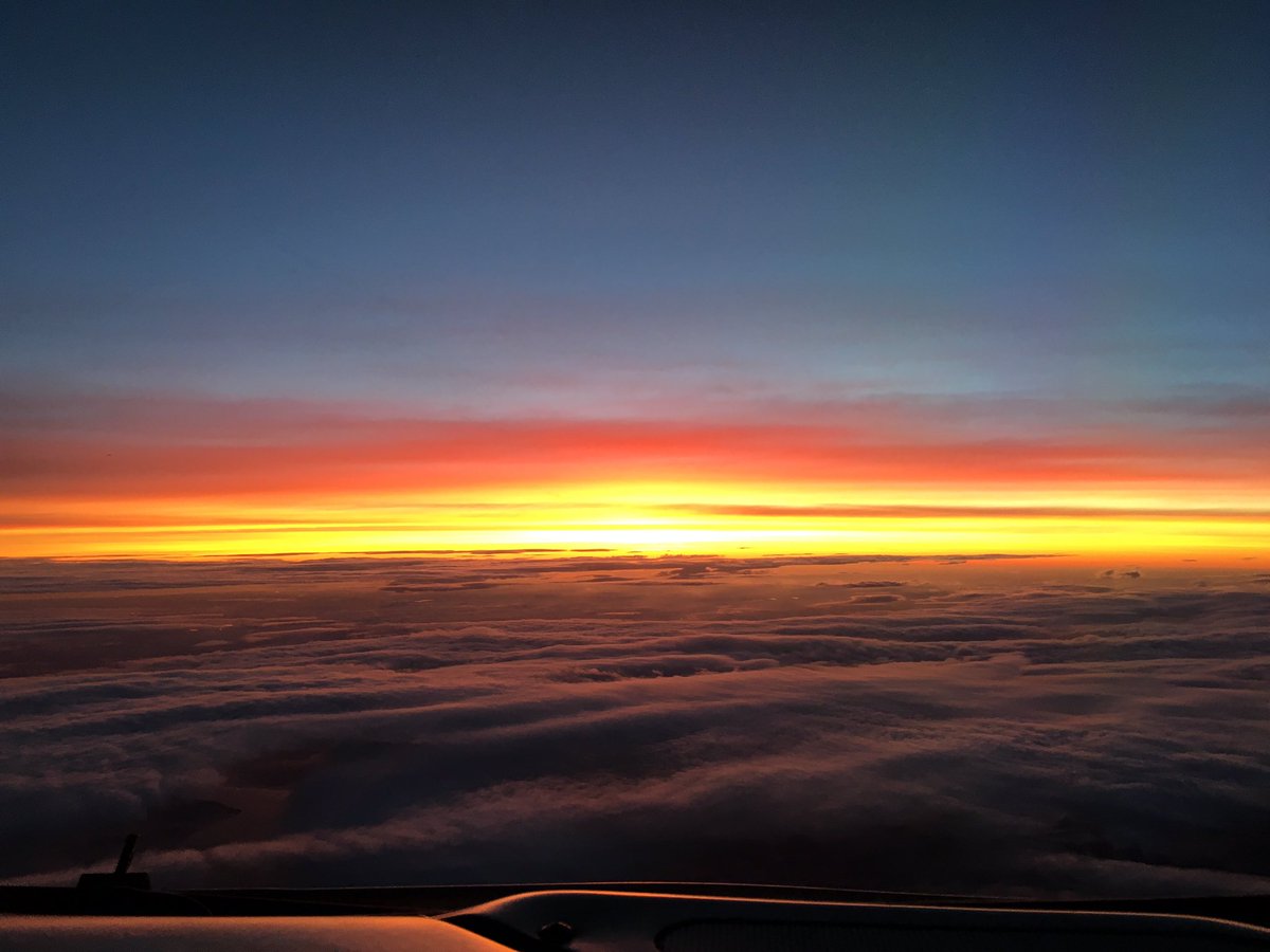 @KuraAviation These sunrises never get boring #Bestpilot #Pilotlife