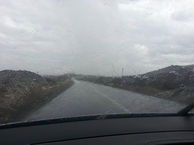huisgenoot's tweet photo. Reën, wonderlike reën in die #Karoo - foto deur Gerald Petersen @Media24 gedeel op Facebook #ProjekSOS100 https://t.co/Zcise7gwWh