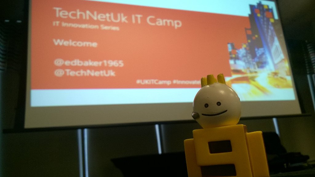 aldershotchris's tweet photo. #9guy meeting some cousins at #UKITCamp in #London. @ch9 https://t.co/4BKVa13iHx
