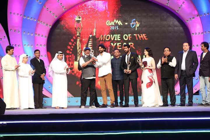 Prabhas_Fans's tweet photo. #GAMAInternational Awards #Prabhas #Baahubali Team https://t.co/4qHgigw8mU