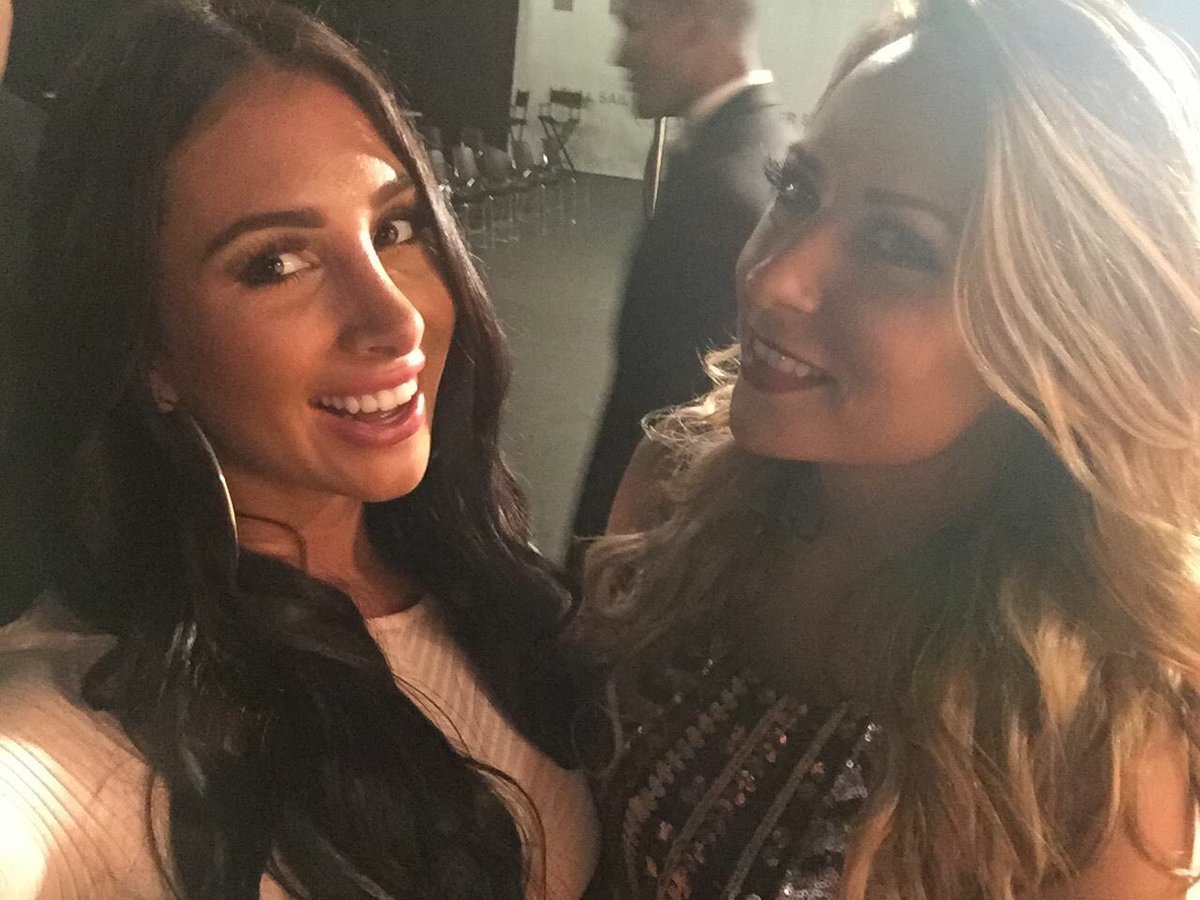 #WCW has to be my fellow Aussie girl, <a href="/GildingToxic/">No Ordinary Girl</a> . Lovely meeting you back on Tough Enough! 🇦🇺💪🏼