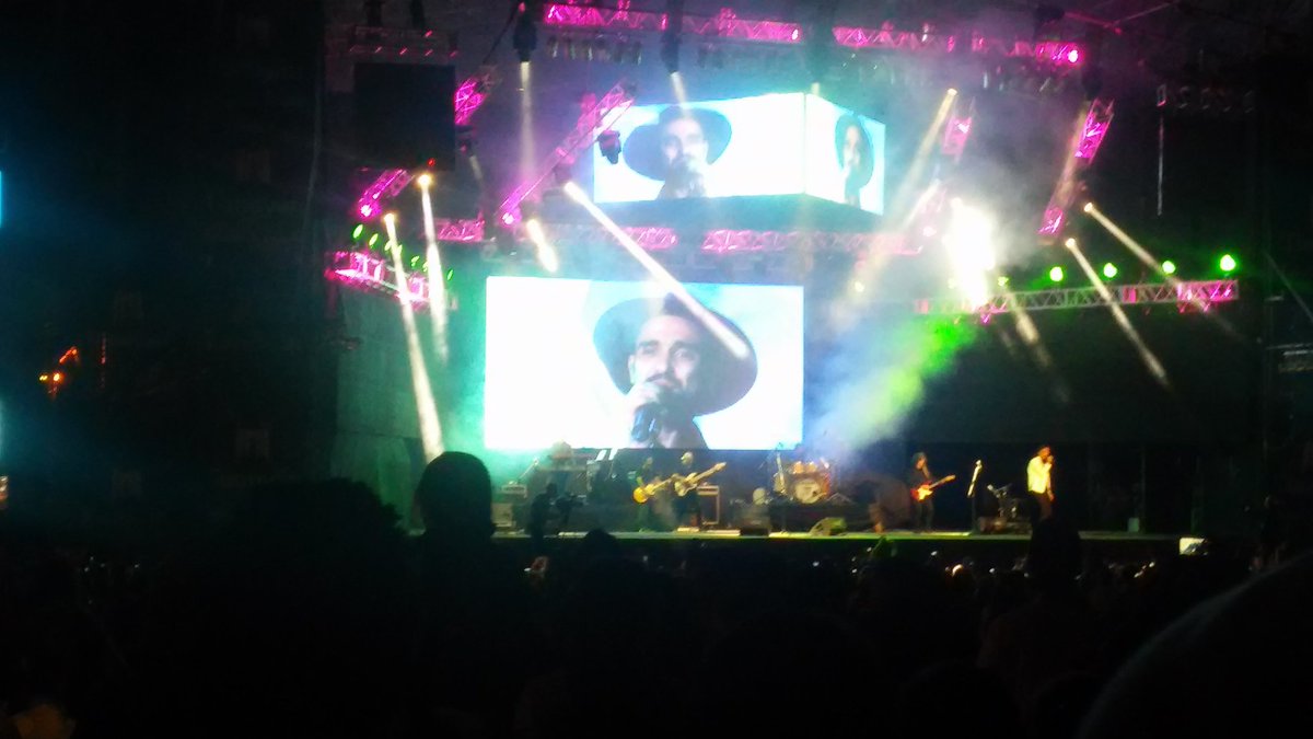 DAMIHANA's tweet photo. @AbelPintos yo t tuve lejos pero cerca a la vez.. Acá ntro encuentro en tunuyan otra noche q jamás voy a olvidar.. https://t.co/nQ0J6oDG6h