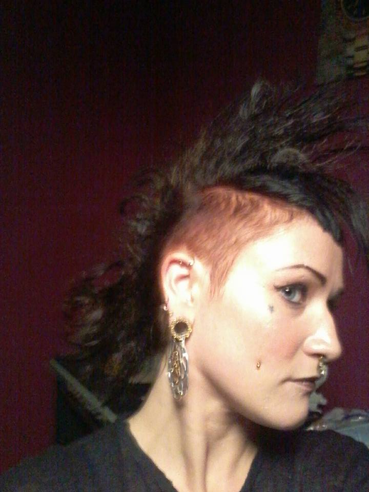 LynnCherryspin's tweet photo. no dreads any more but still a little weird whit my Mohawk :D
#mohawk2015 #mohawk #PUNK #hair https://t.co/1phwQroalt