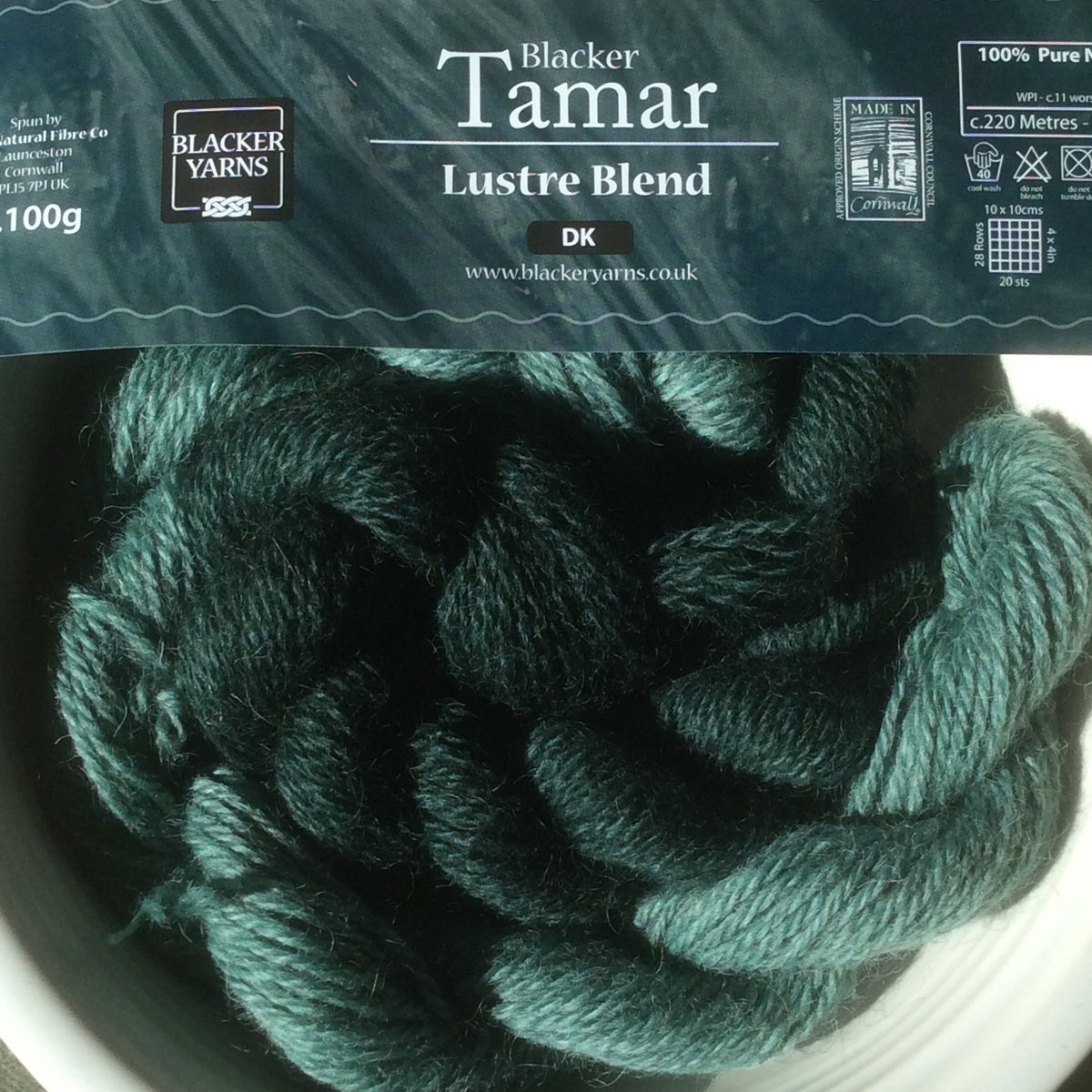 RazaWool's tweet photo. Our pre-release samples of @blackeryarns Tamar are here - watch for a review soon! (Photo taken in natural light) https://t.co/TKNEoA6JXm