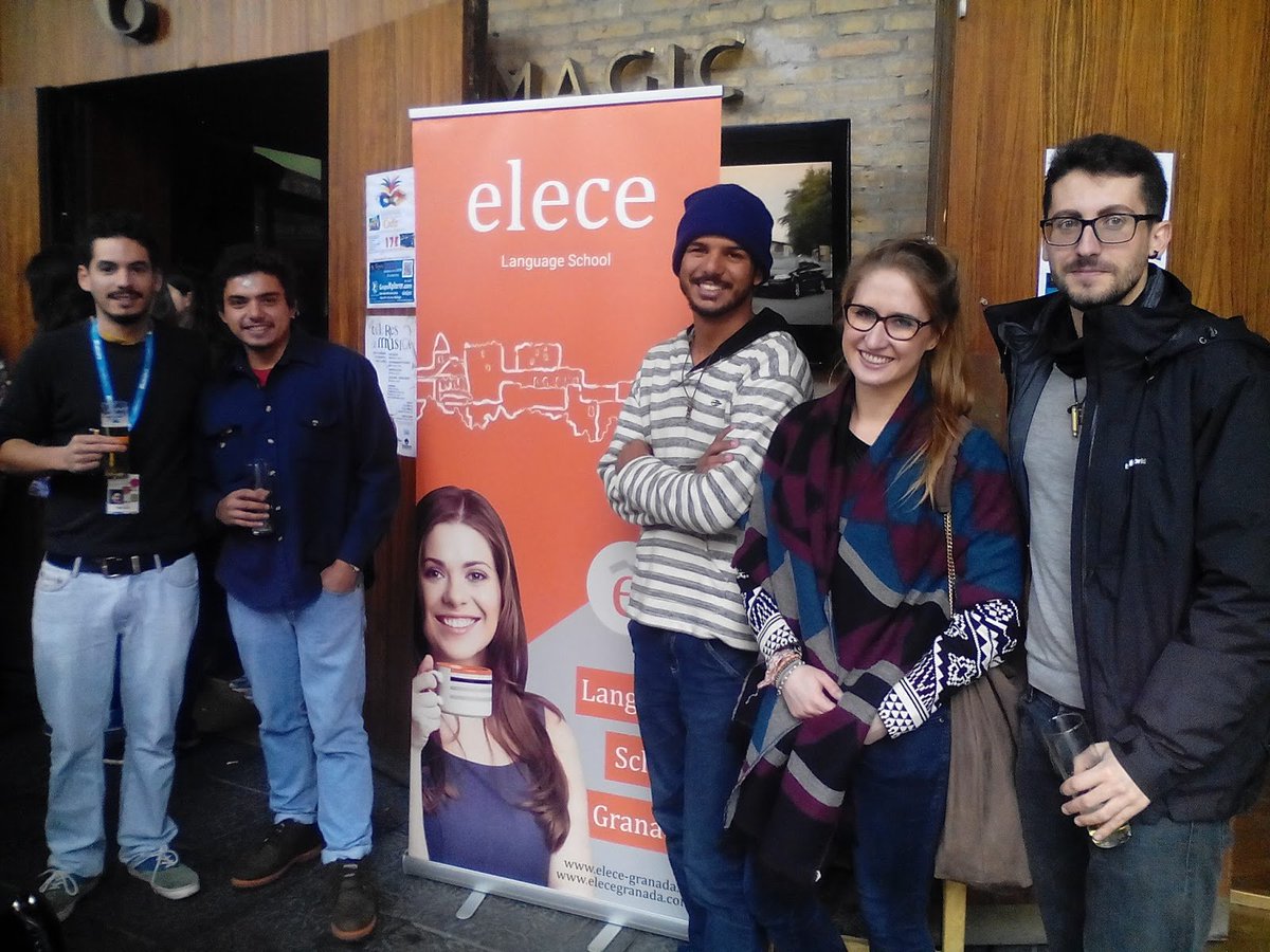 eleceinfo's tweet photo. Así nos lo pasamos en las fiestas Erasmus! Nuevos cursos de español en nuestra escuela! #elece #esn https://t.co/m43uM2VnOB