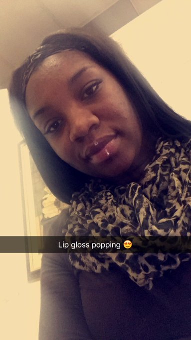 https://t.co/dnASA1EdpG<a href="/tag/snapchatdown"class="tags"><span>#snapchatdown</span></a>
