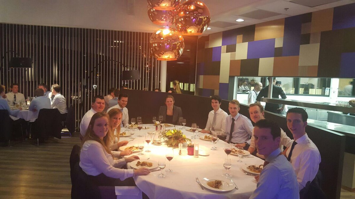 BK5Saxion's tweet photo. Gister stond voor de BK5'ers Philips Drachten op het programma. De dag werd afgesloten met een heus etiquettediner! https://t.co/mvytpX3R6E