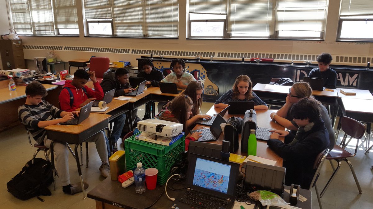 mattavl's tweet photo. Genius project, every student focused! And learning! #ACSDLDay #NCDLDay #DLDay https://t.co/aajvm2BuqB