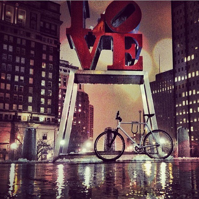 phillypedals's tweet photo. Goodbye #lovepark it was fun while it lasted. #phillybikelove #solobikeparking #myphillypark 📷 @tophboogie https://t.co/VWrvWObvoW
