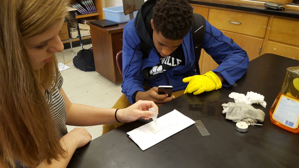mattavl's tweet photo. #BYO recording video of water adhesion demonstration in @AVLCitySchools #ACSDLDay #NCDLDay #DLDay https://t.co/YVGwo8jUuN