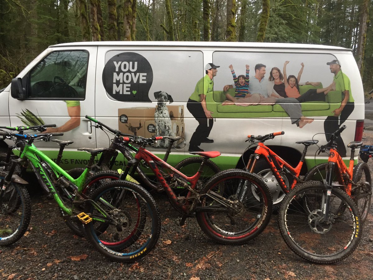 YouMoveMePDX's tweet image. First Team Ride

#youmoveme #coalitionracingdevelopment