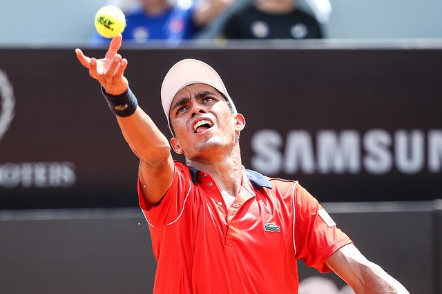 RioOpenOficial's tweet photo. GAME SET MATCH THIAGO #MONTEIRO! O brasileiro de 21 anos derrota #Tsonga na primeira rodada do #RioOpen2016! https://t.co/Xgix0nLOB8
