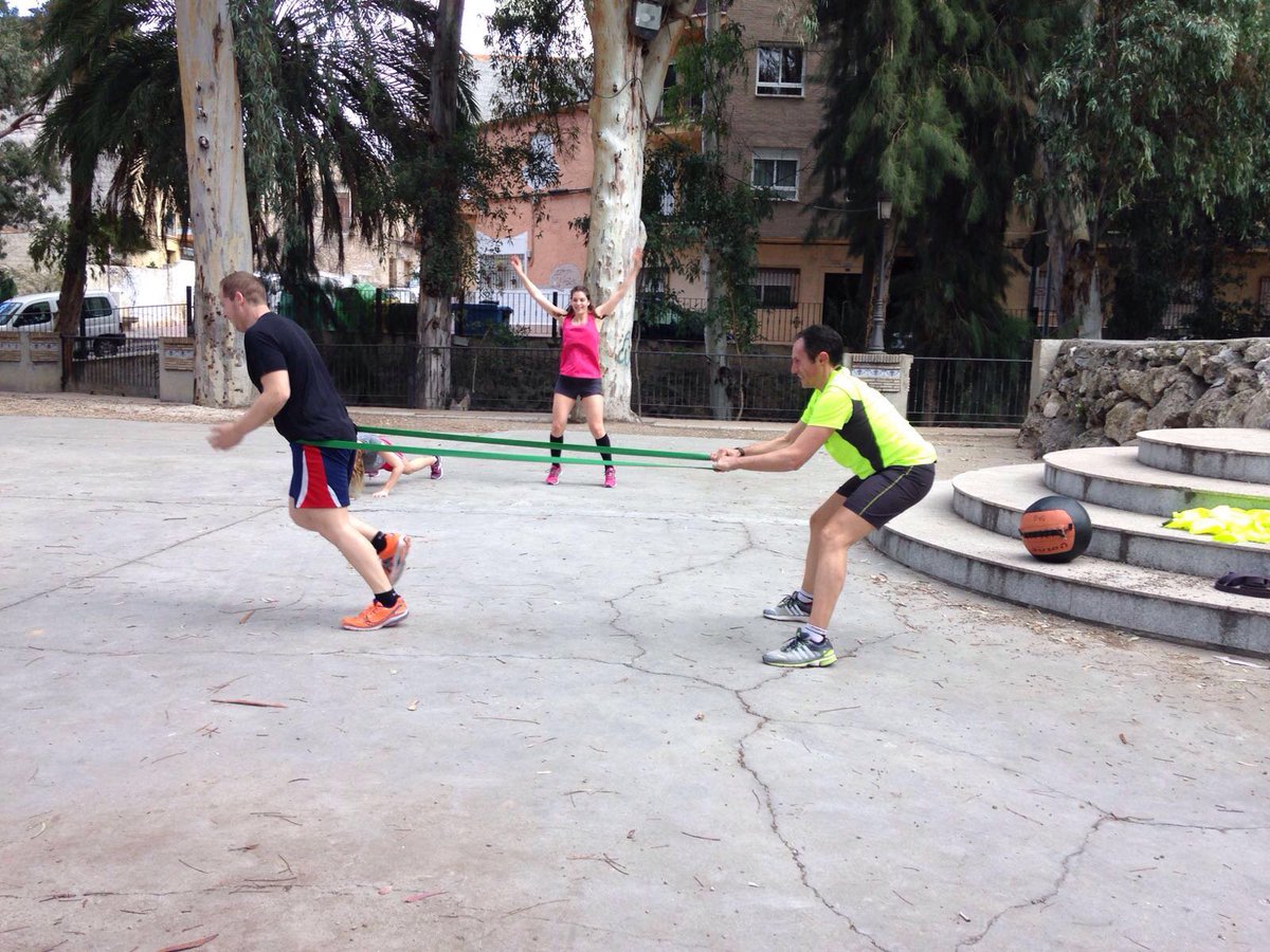 CentroNovafit's tweet photo. Nuestros GUERREROS de CrossTraining!! #centronovafit #crosstraining #equipo #abaran #gotosummer #murcia https://t.co/oEpMNZRx7Q