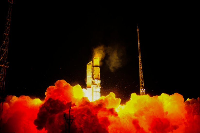 ESA_EO's tweet photo. See more pics of last night's #sentinel3 liftoff and more ... https://t.co/HcaIa3QWxV https://t.co/gM59oUpZUC