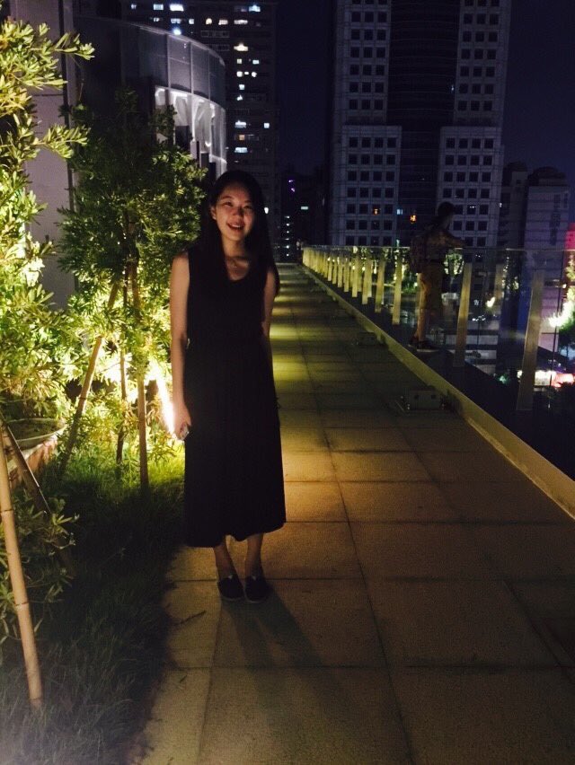 a051004's tweet photo. 考到駕照隔天睡到飽
一個人在家放大聲音樂看韓劇看到飽
下午見見半年不見的冠廷練簫威
以為美好結束可以勇敢去拔牙
走路回家卻把一切打壞

ㄇㄉ 路上那些變態你們真的全部手斷掉啦！乾
我再也沒臉跟大家說大雅是純樸的地方了 https://t.co/7a3ib6XRss