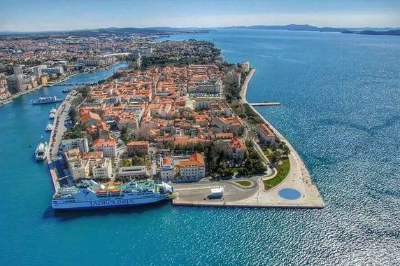 Beautiful_Pag's tweet photo. RT @zdnewshr FANTASTIČNE VIJESTI Zadar najbolja europska destinacija 2016. u izboru  https://t.co/vA8rbq7CGY https://t.co/GbEKG7nVt5