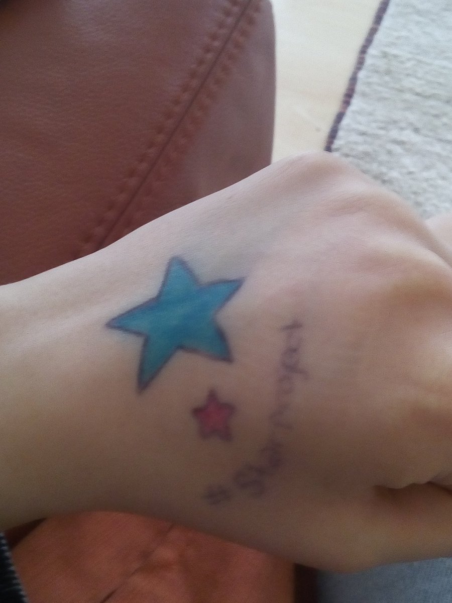 mxchtegern_punk's tweet photo. #TheStarProject https://t.co/zW0rqWjjSC
