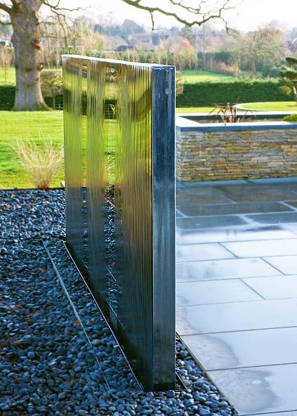 LandscapeEvent's tweet photo. Love this #simple #stainlesssteel #water #wall, beautifully #reflecting its surroundings #WaterFeatureWednesday https://t.co/XKAr3ymOij