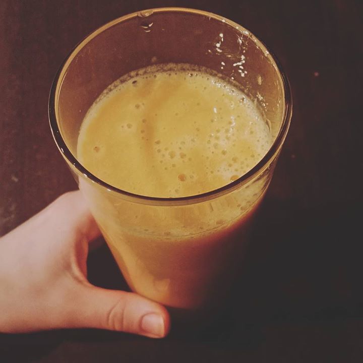 SelfCenterBlog's tweet photo. I have been down and out the last few days with strep throat/tonsilitis. Lots of fluids an… https://t.co/9CpknAk84i https://t.co/xOdFFnDYAe