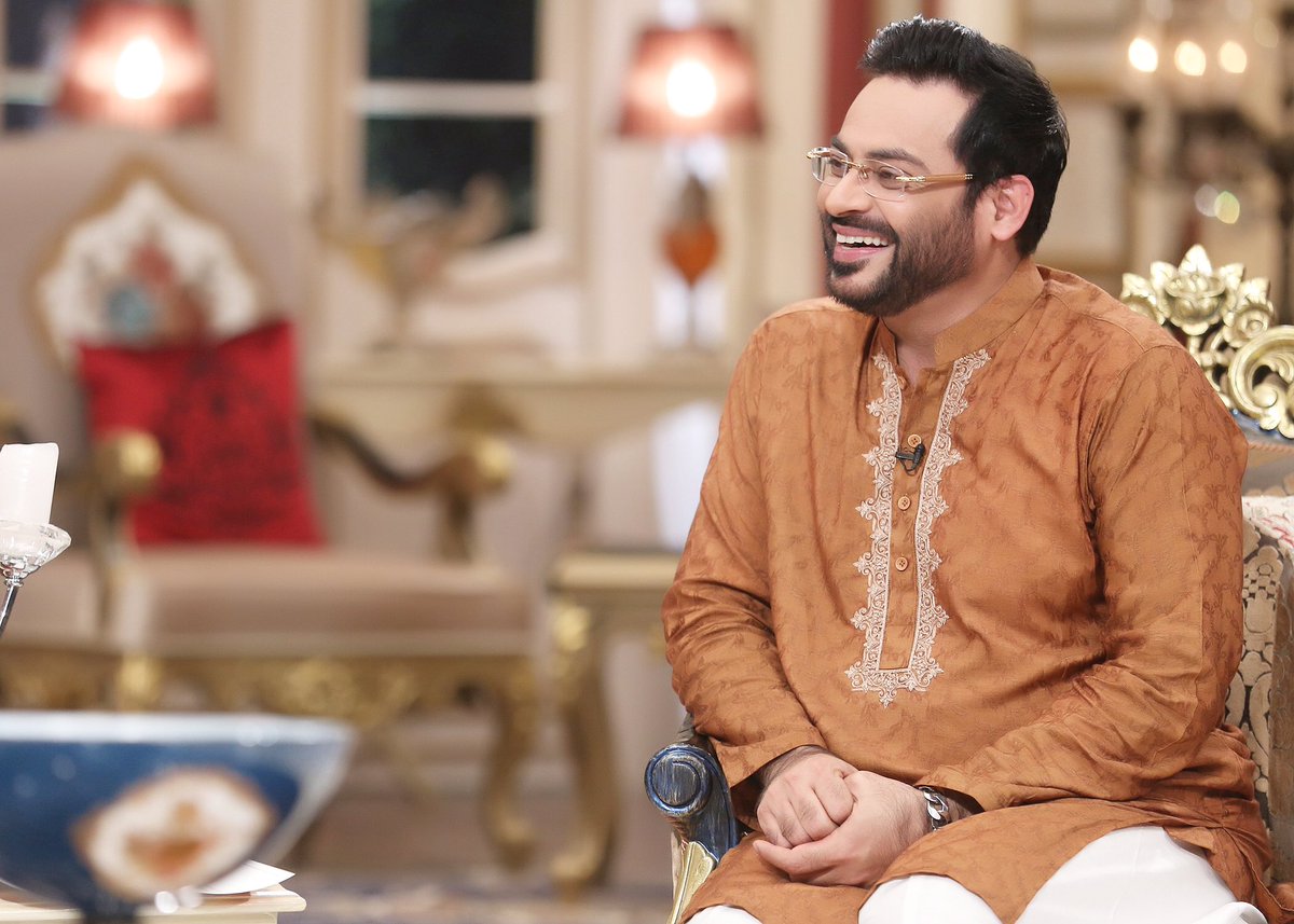 Aamir Liaquat HusainПодлинная.