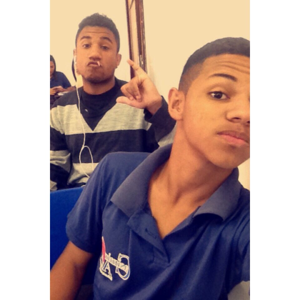 LuccaMotac2's tweet photo. "Nada em troca dessa união, maior valor não há, é feito irmão"

Parabéns irmão, te amo muito! ❤️👊🏽

#Gama1.7 https://t.co/TcdlteqqpW