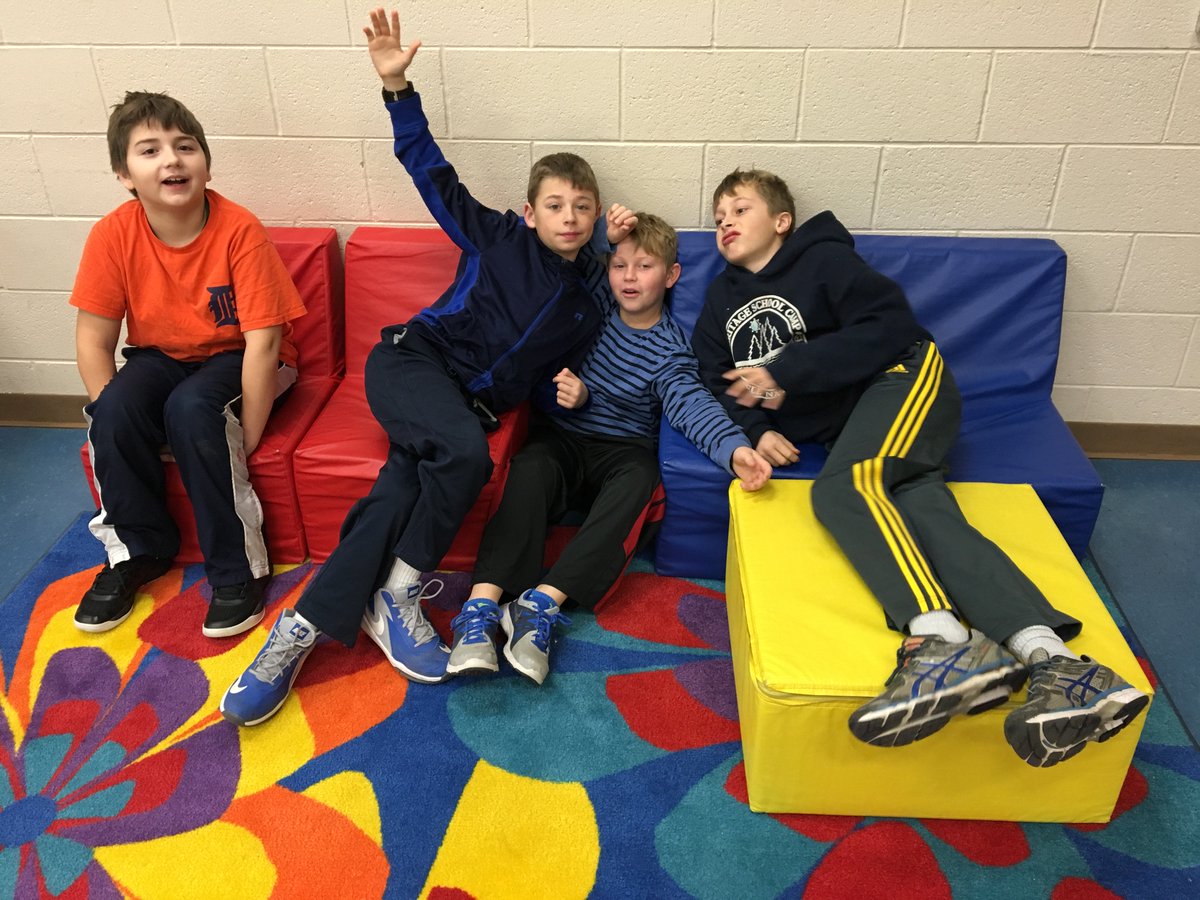 BASCSaline's tweet photo. Heritage Before School Care hanging out!! #earlymorningscanbefun https://t.co/OZijPEdauW