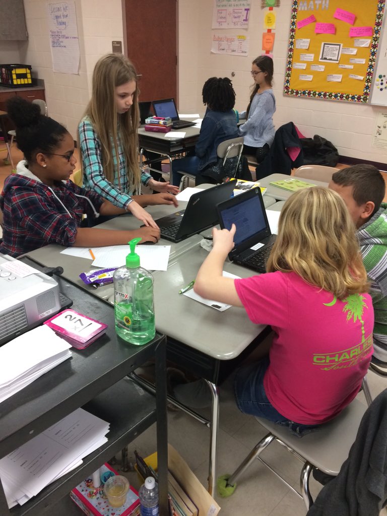 Doing some web quests on digital learning day @RockfishTigers @rockfish5th