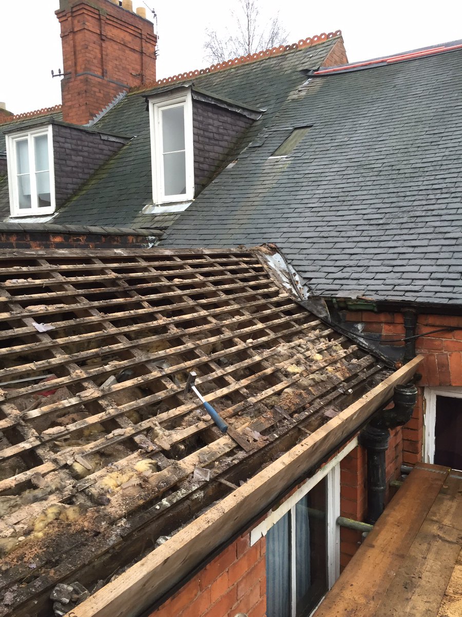 cwilsonroofing's tweet photo. Photos of a reroof using existing slates we completed in Leicester before Christmas . #newroof #reclaimedslates https://t.co/TrnTLWhwel