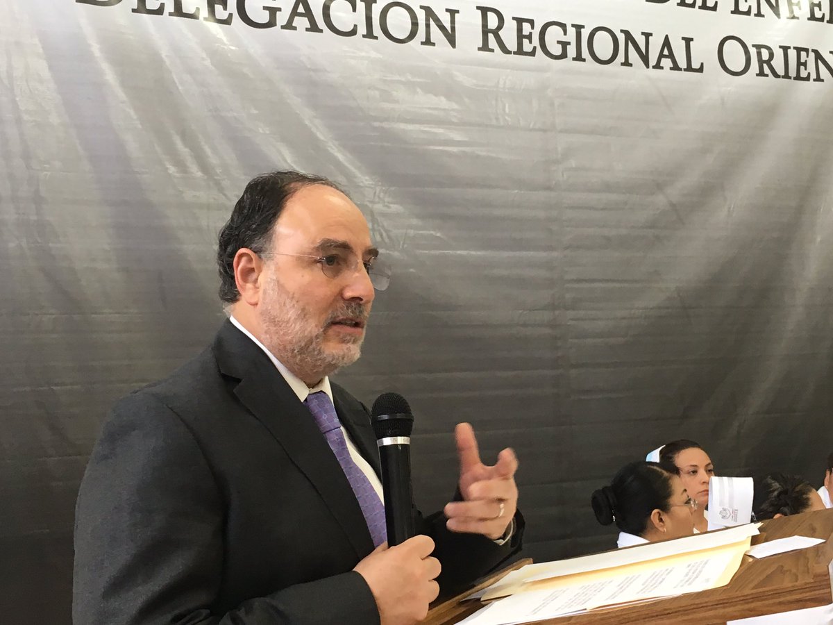 MoisesCalderonA's tweet photo. Las enfermeras mejoran significativamente la salud de los enfermos. #DiaDeLaEnfermera #IsssteOriente https://t.co/uWjij18nk6