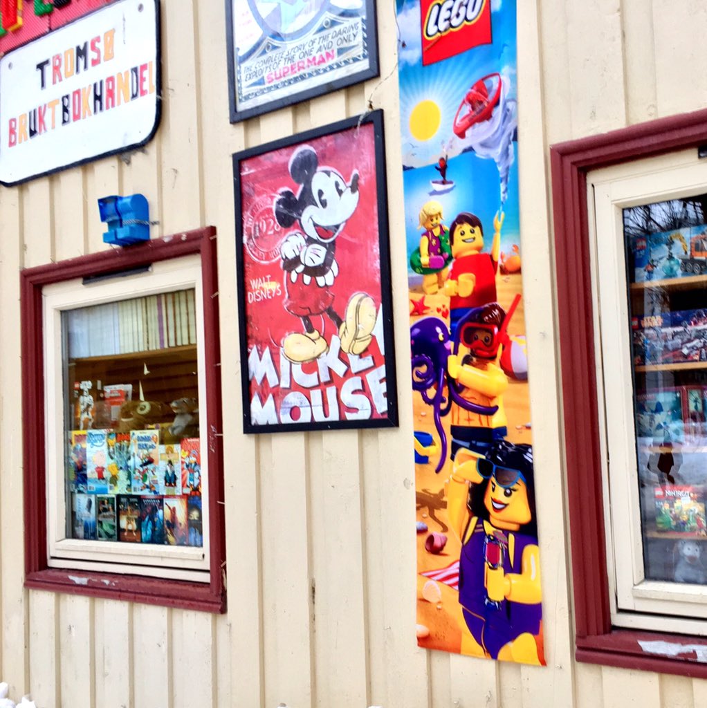 d_kahlina's tweet image. Warning Tromso has the cutest comic-fantasy-book and game shop #SplashJam