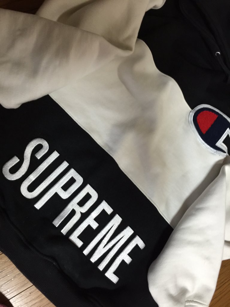 ryt_supreme's tweet photo. supreme×championプルオーバー
サイズ M
状態 美品
値段 16000
早いもの順で対応させていただきます。
気になる方はDMお願いします。 https://t.co/ul2ZUoh0Uv
