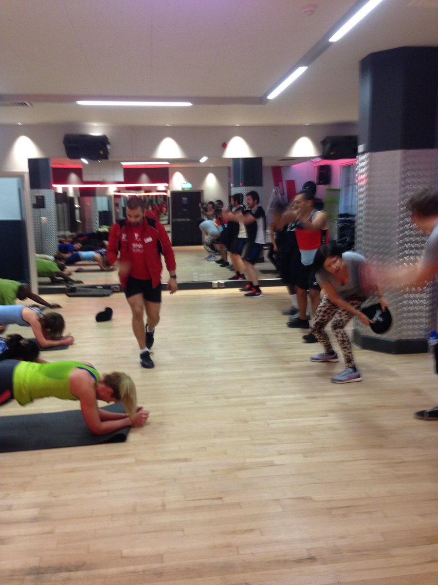 FFCamden's tweet photo. Action shot of #fgtcore finisher! Great start to a day of launches @fitnessfirstuk @TheDrabble @Lee_MatthewsFF https://t.co/qA0c1aIGPC