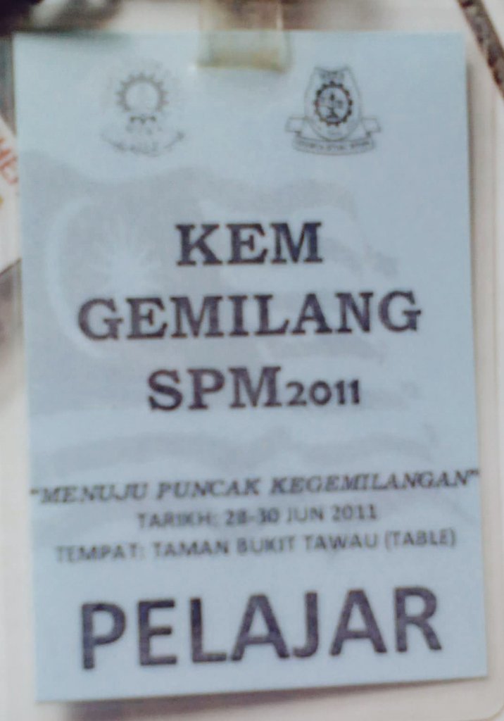 pja_sha's tweet photo. Tido ditemani bunyi sungai (dan pacat) with telekung as selimut. But still very ohsem. #3rdBatchMT https://t.co/1fFONhb8li