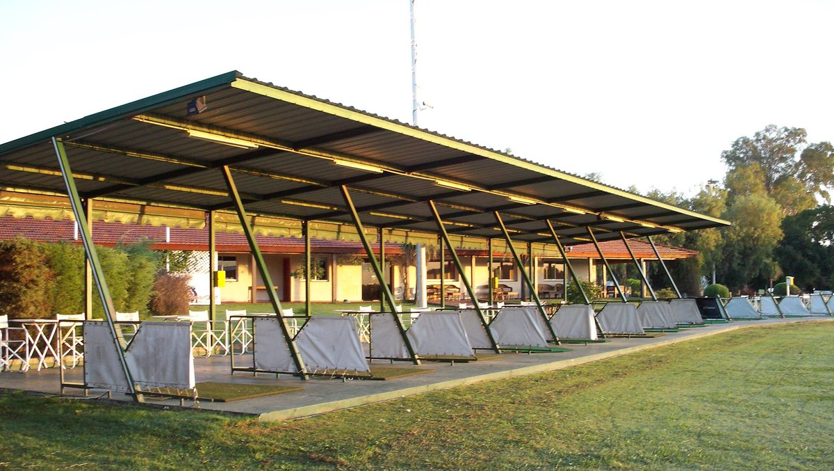 Vení a practicar Golf / Te esperamos Lun 10 a 21hs Mar-Dom 08 a 21hs #Drivingdelviso #GoodGolf #DrivingRange